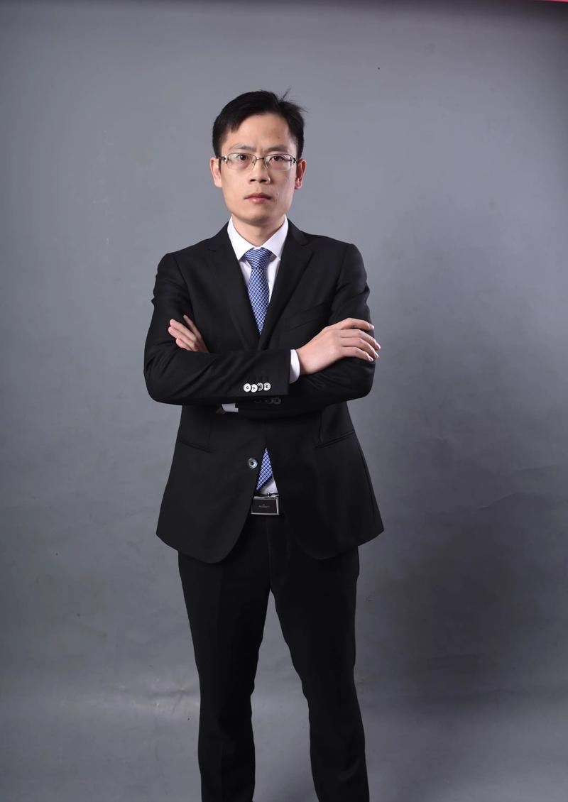 尤燕 跟组制片负责人